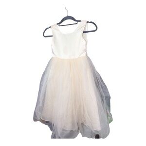 Little Girls Flower/ Communion Dress NWT Size small